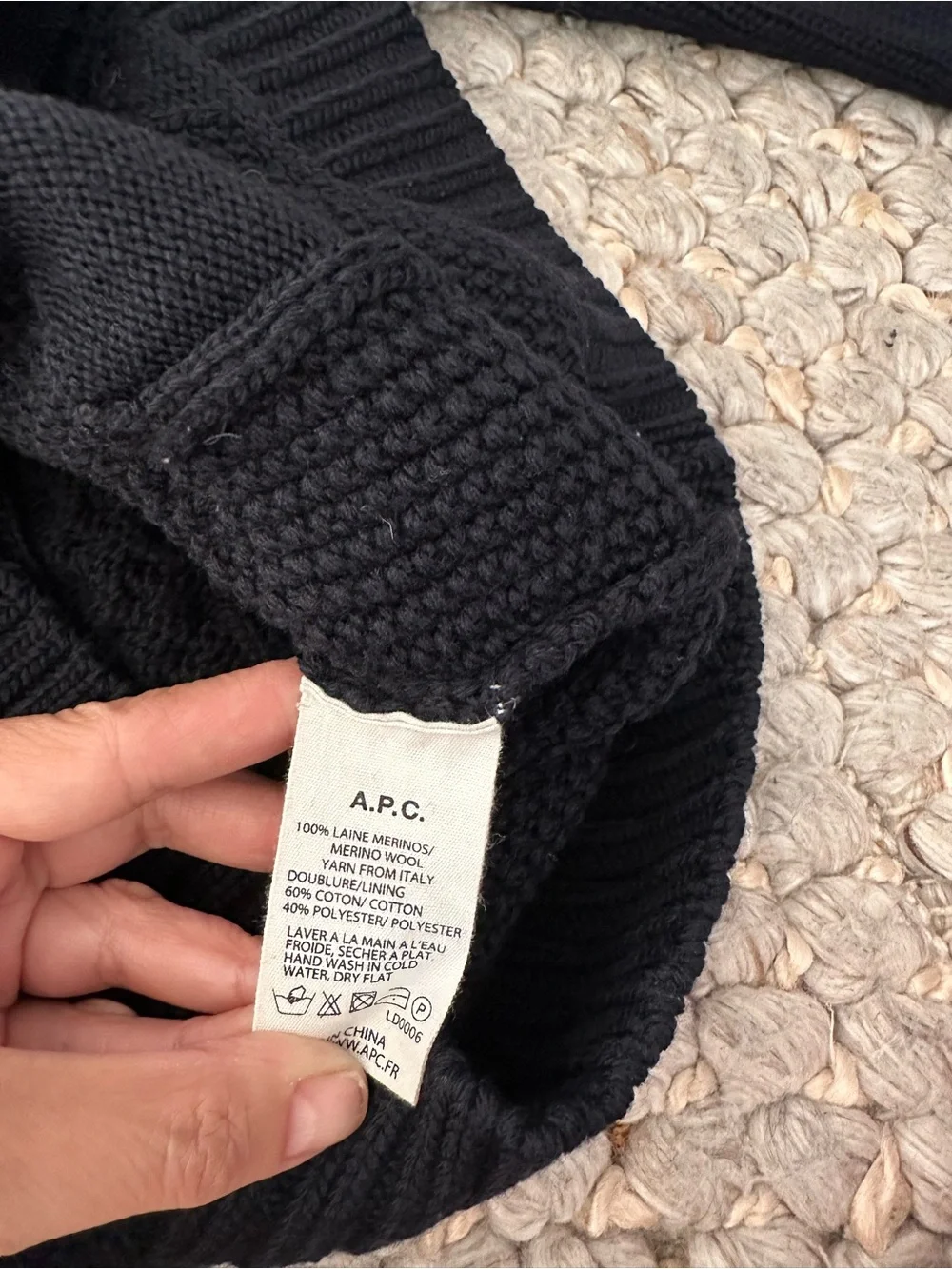 A.P.C. Zip up cardigan w/ plaid lined hood merino wool navy size small